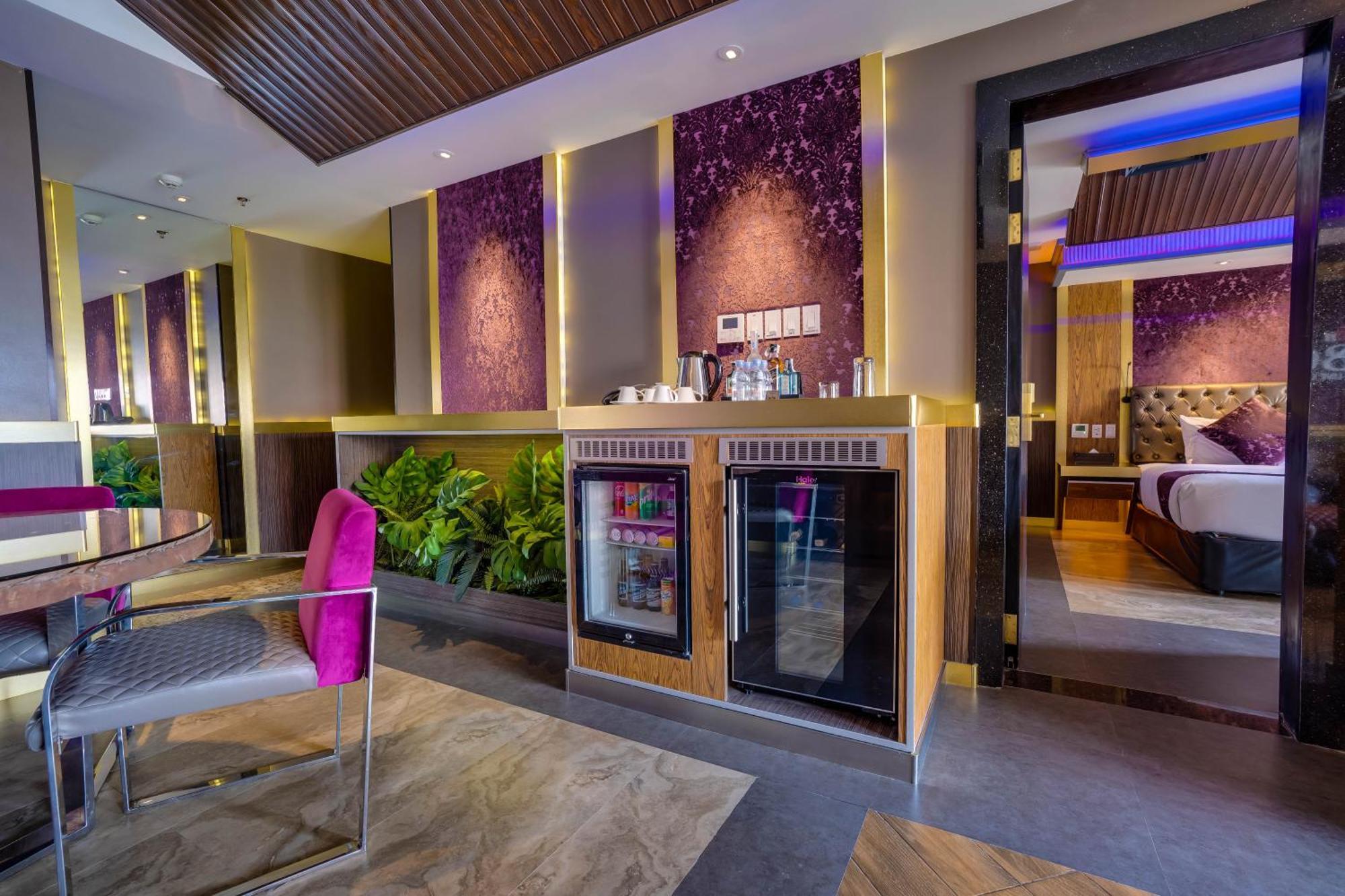 Abc Hotel Party And Business Hotel Angeles Room photo
